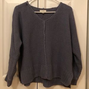 V-neck long sleeve sweater